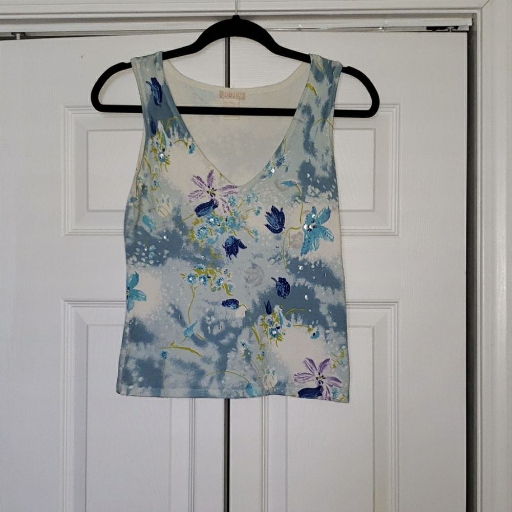 Cute Floral Boutique V-Neck Tank Top